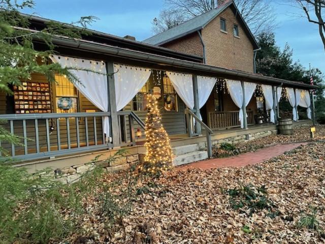 Watson Estate Bnb & Deer Creek Winery Uniontown Exterior foto